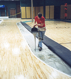 pouring-gl-wood-fl1.GIF (50630 bytes)